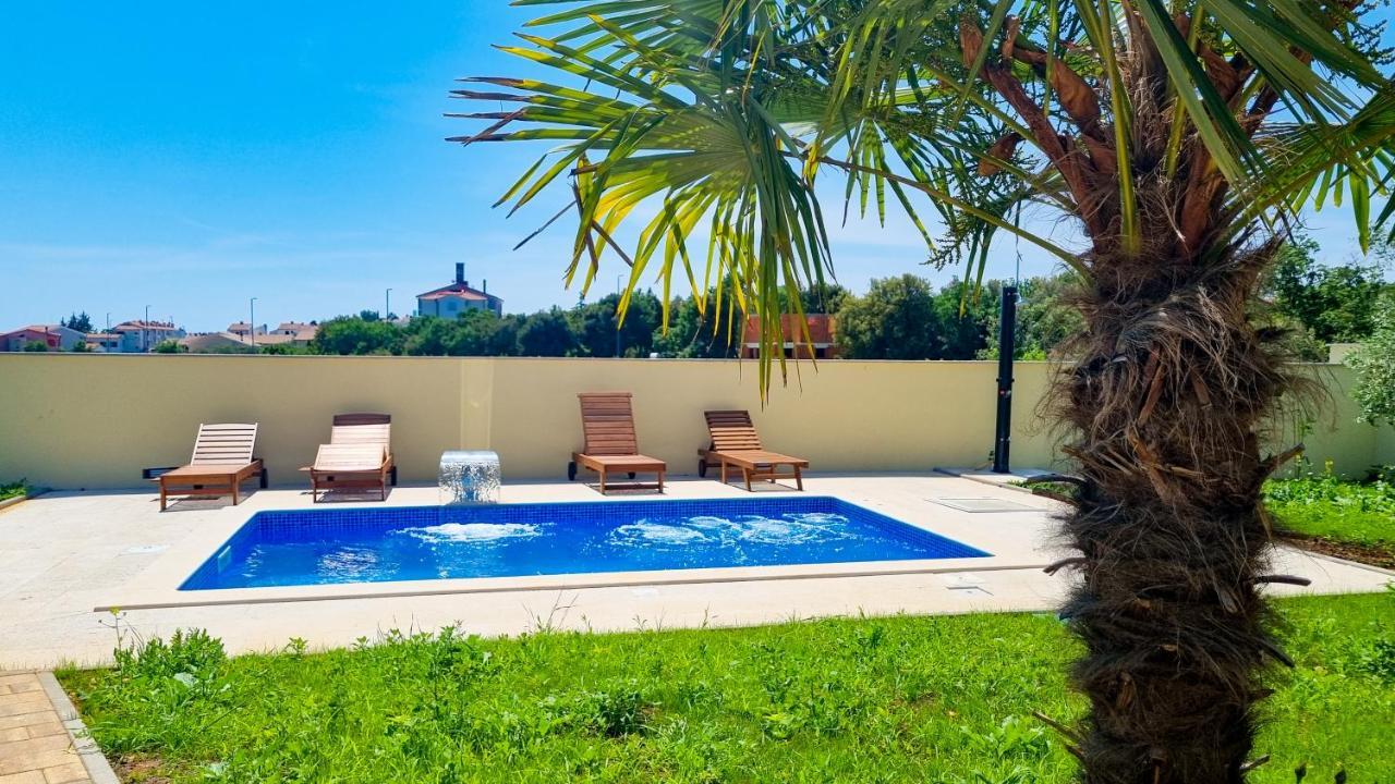Holiday Home - Istrian Dream With Swimming Pool Peroj Exteriör bild